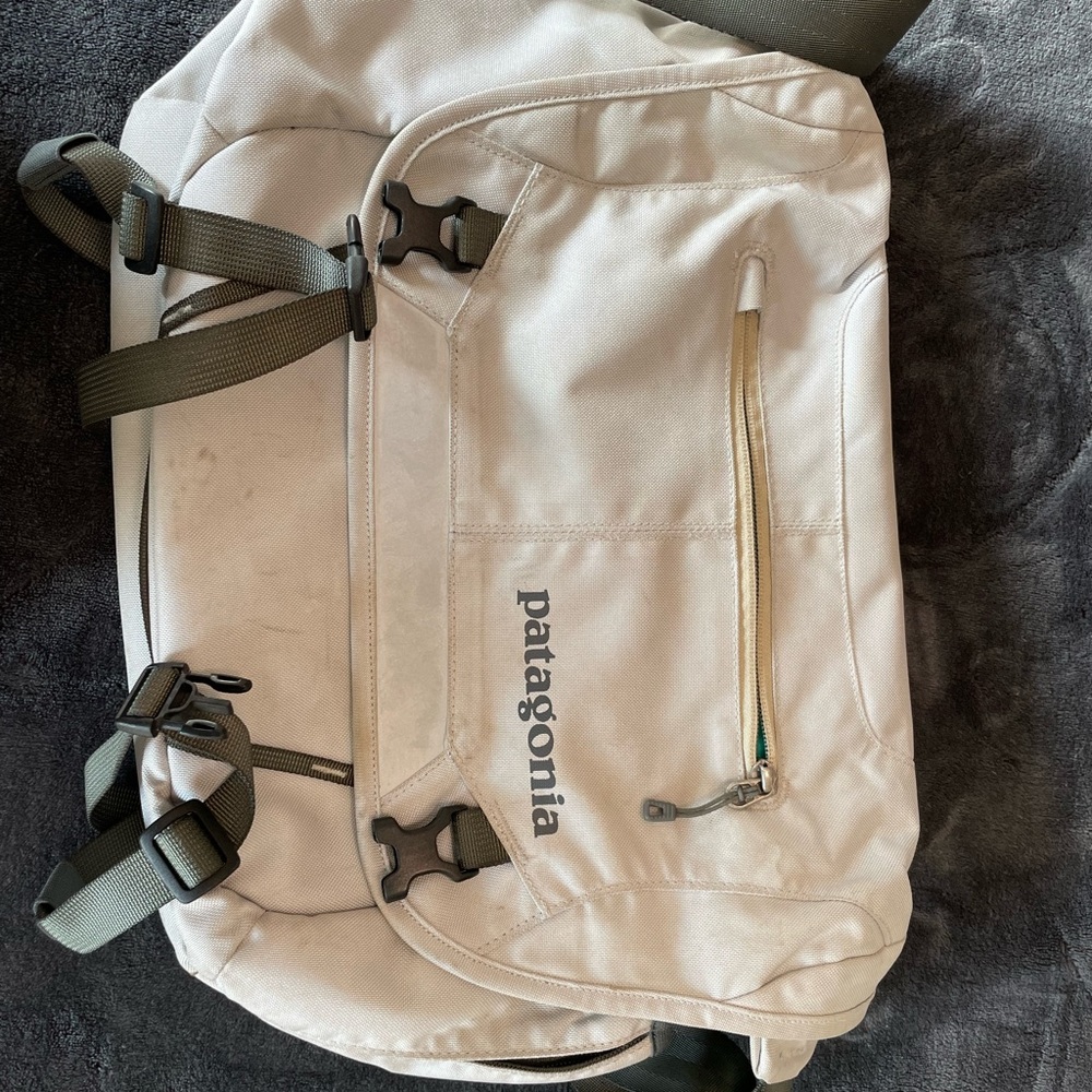 Patagonia messenger bag